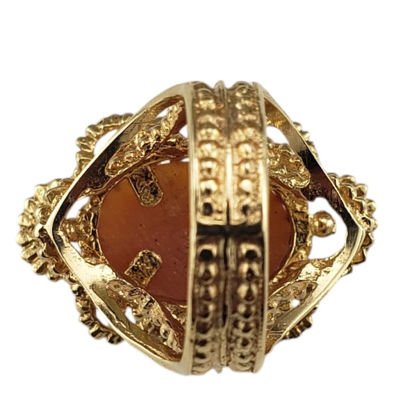 14 Karat Yellow Gold Cameo Ring Size 5.5 #18973 - Picture 5 of 8